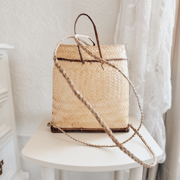 🦢 Vintage Basket Backpack Beach Vacation Tote Southeast Asian Artisan Bag - Picture 7 of 8